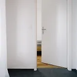 Niesen In See- Und Bergnaehe, Modern, Erdgeschoss, Ohne Treppen, 4 Gaeste * Spiez