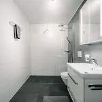 Niesen In See- Und Bergnaehe, Modern, Erdgeschoss, Ohne Treppen, 4 Gaeste * Spiez