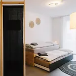 Niesen In See- Und Bergnaehe, Modern, Erdgeschoss, Ohne Treppen, 4 Gaeste