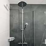 Niesen In See- Und Bergnaehe, Modern, Erdgeschoss, Ohne Treppen, 4 Gaeste Appartement *
