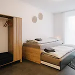 Niesen In See- Und Bergnaehe, Modern, Erdgeschoss, Ohne Treppen, 4 Gaeste Appartement *