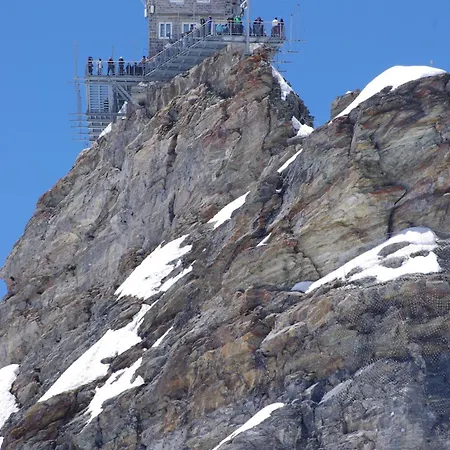 Niesen In See- Und Bergnaehe, Modern, Erdgeschoss, Ohne Treppen, 4 Gaeste