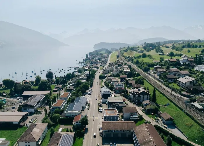 Niesen In See- Und Bergnaehe, Modern, Erdgeschoss, Ohne Treppen, 4 Gaeste