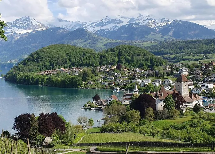 Niesen In See- Und Bergnaehe, Modern, Erdgeschoss, Ohne Treppen, 4 Gaeste Apartmán *