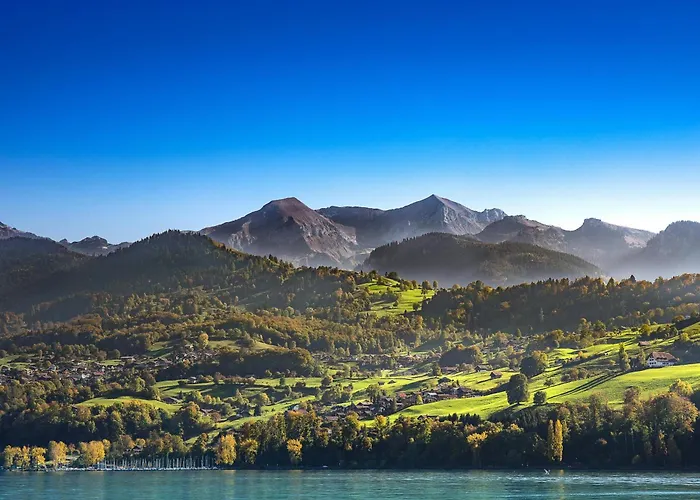 Niesen In See- Und Bergnaehe, Modern, Erdgeschoss, Ohne Treppen, 4 Gaeste *