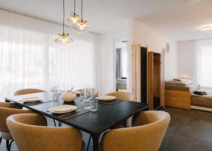 Niesen In See- Und Bergnaehe, Modern, Erdgeschoss, Ohne Treppen, 4 Gaeste *