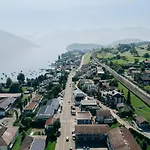Niesen In See- Und Bergnähe, Modern, Erdgeschoss, Ohne Treppen, 4 Gäste